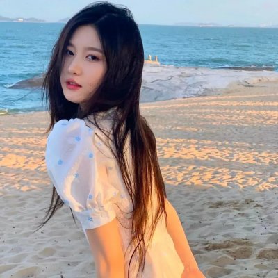 凯旋在子夜
